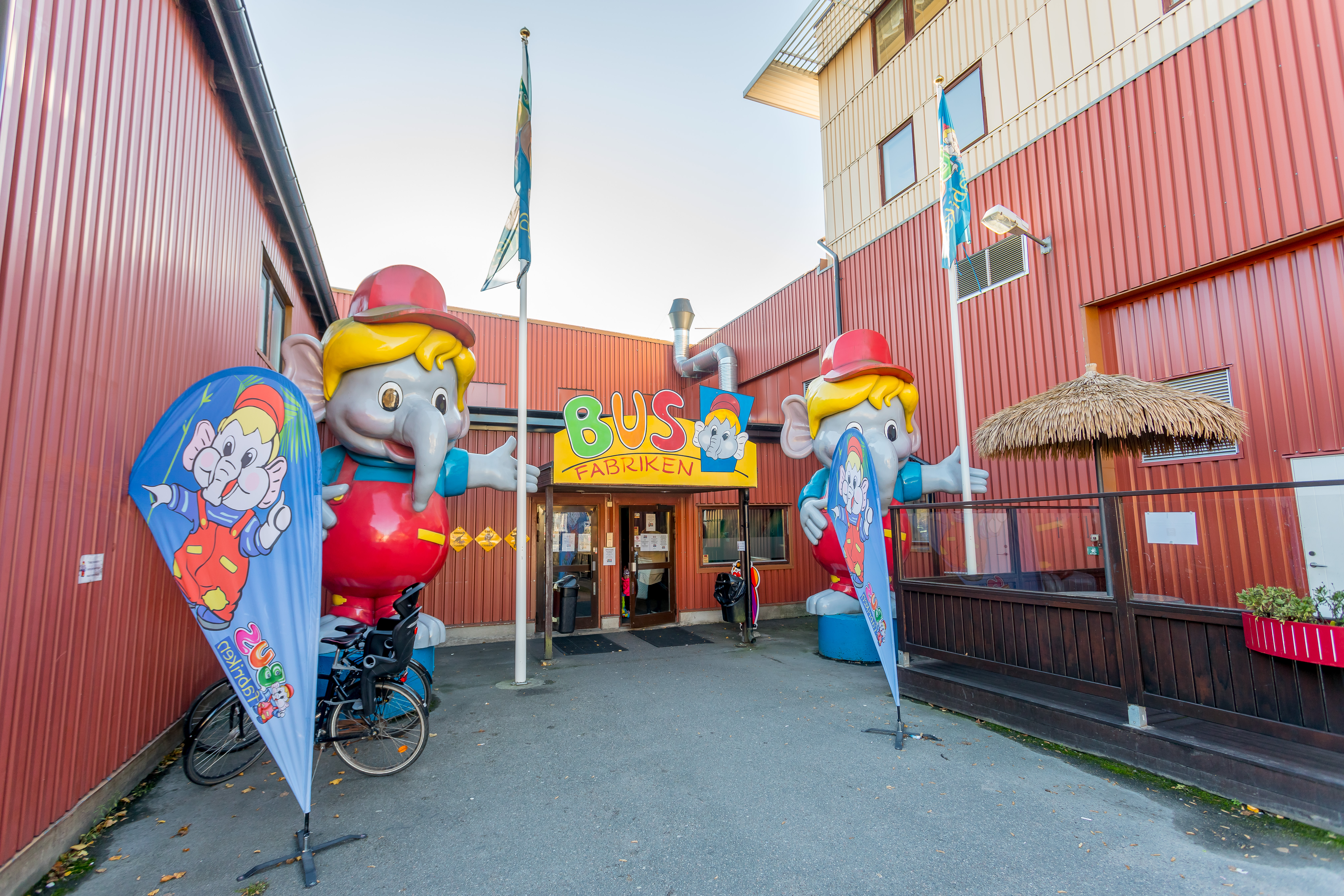 Busfabriken- Lekland