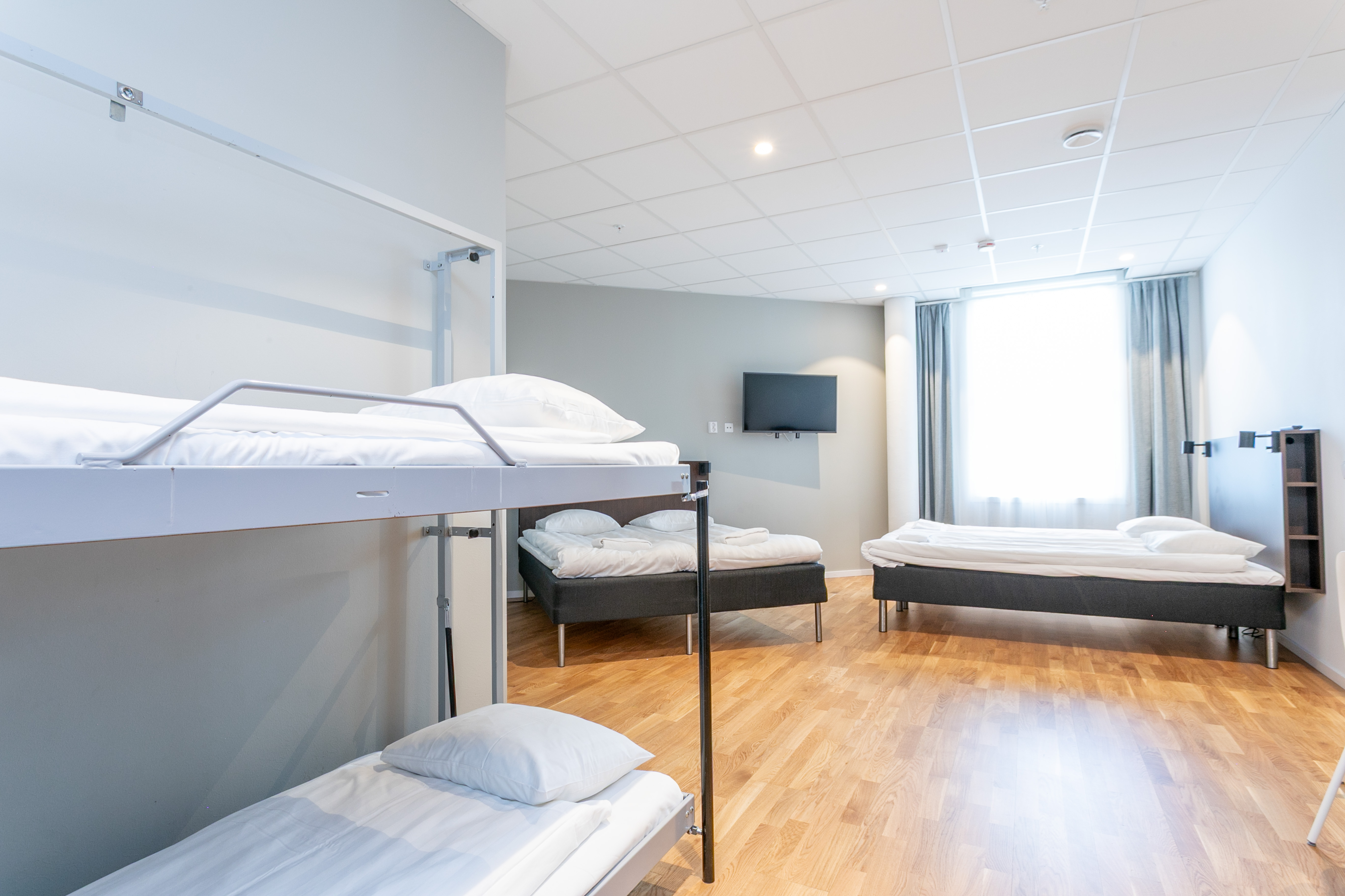 Sleeping area - Family Studio ApartDirect Arlandastad.jpg